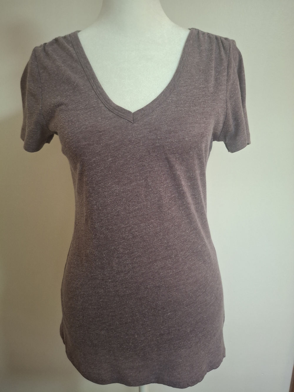 GAP Heathered Brown V-Neck Short Sleeve Tee, S